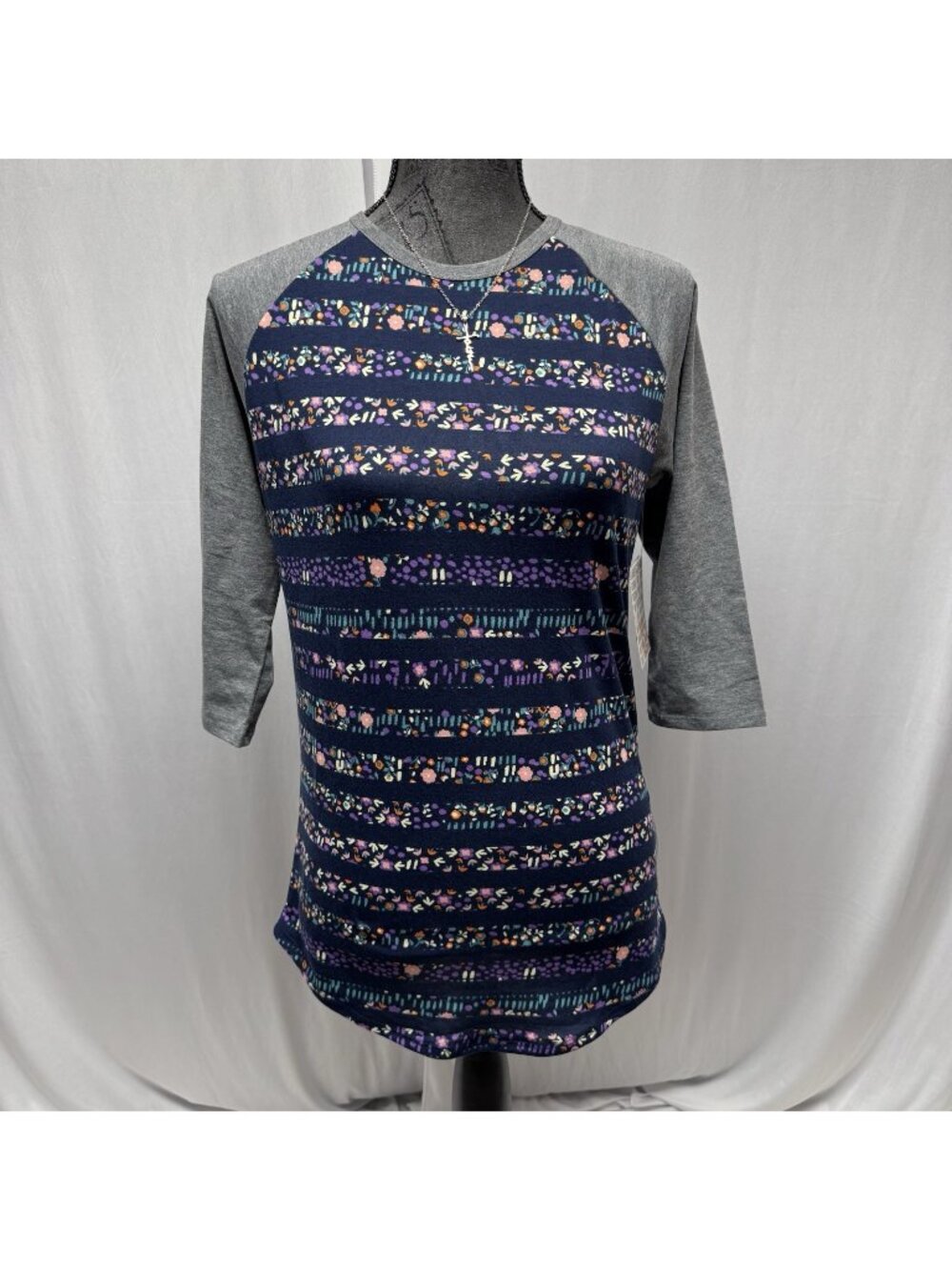 LuLaRoe Womens Randy T-Shirt Size XS Purple Floral w/Gray Sleeves